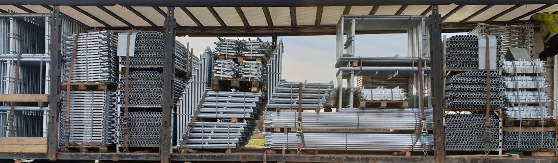 POL-MET kokoontaitettavien metallitelineiden valmistaja Puola